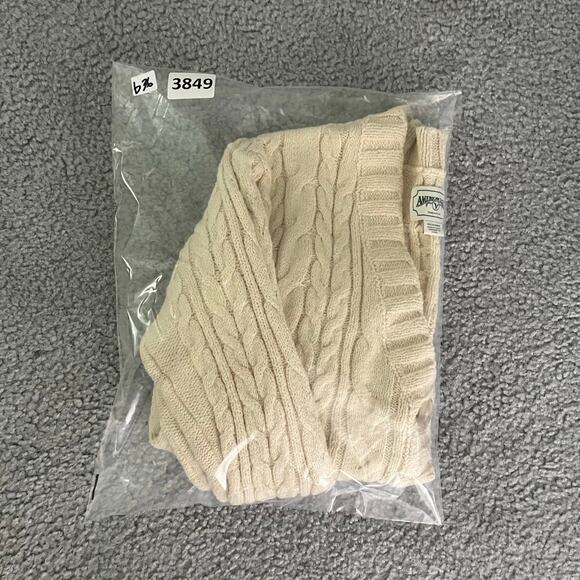 American Eagle Cardigan Sweater Womens XS Creamy Soft Chunky Cable Knit Classic - Picture 9 of 9
